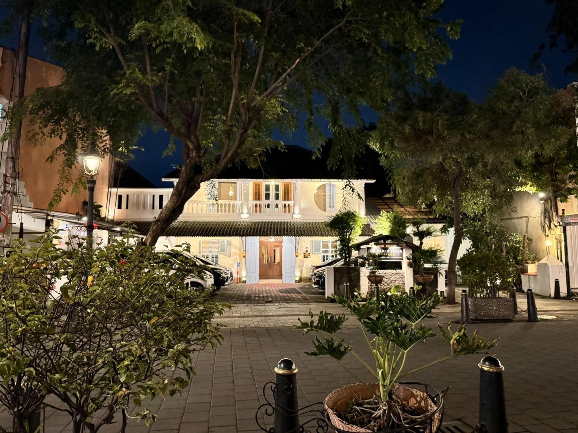 The Raden Patah Heritage Kota Lama Семаранг Екстериор снимка